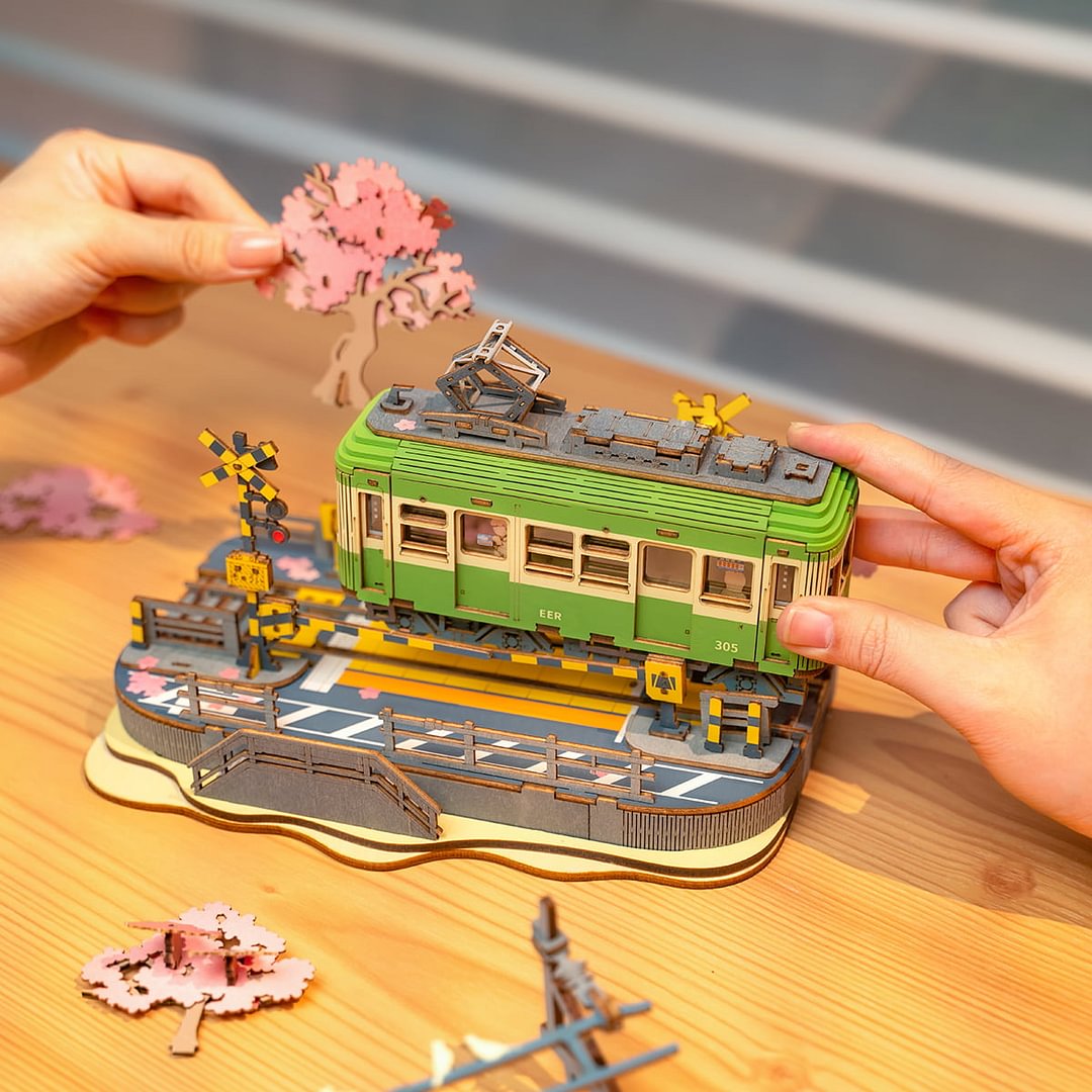 Sakura Journey - Wooden 3D Puzzle